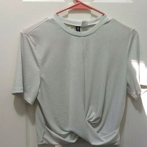 Women's white knotted top